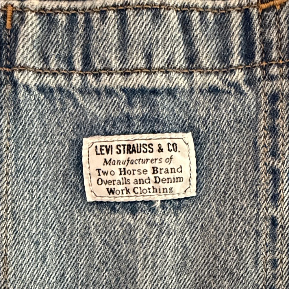 Light Wash Levi's® Premium Utility Shortalls - Picture 2 of 5